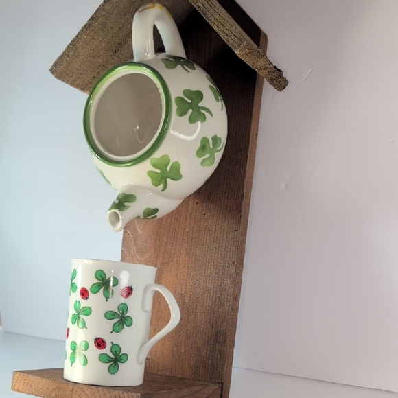 Rustic Teapot Bird Feeder Handmade Lady Luck - Picture 2 of 16